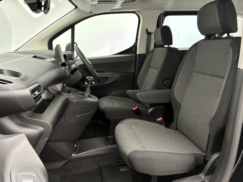Vauxhall Combo Life 1.5 Turbo D Design Wav Blue #14