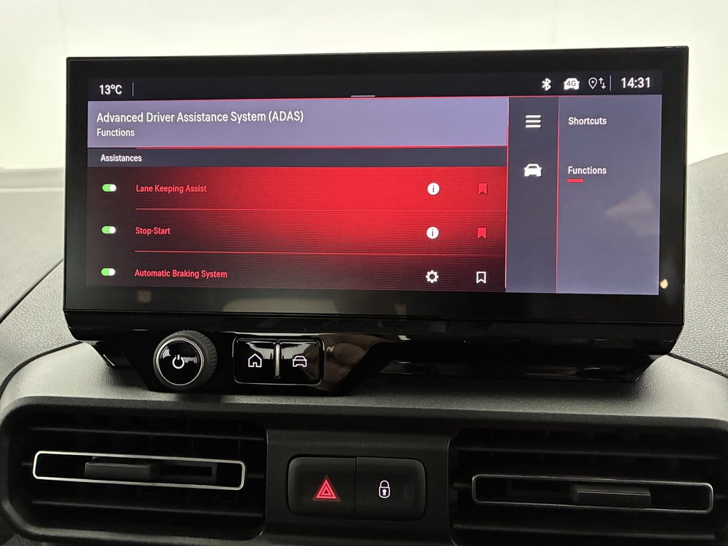 Vauxhall Combo Life 1.5 Turbo D Design Wav Black #27