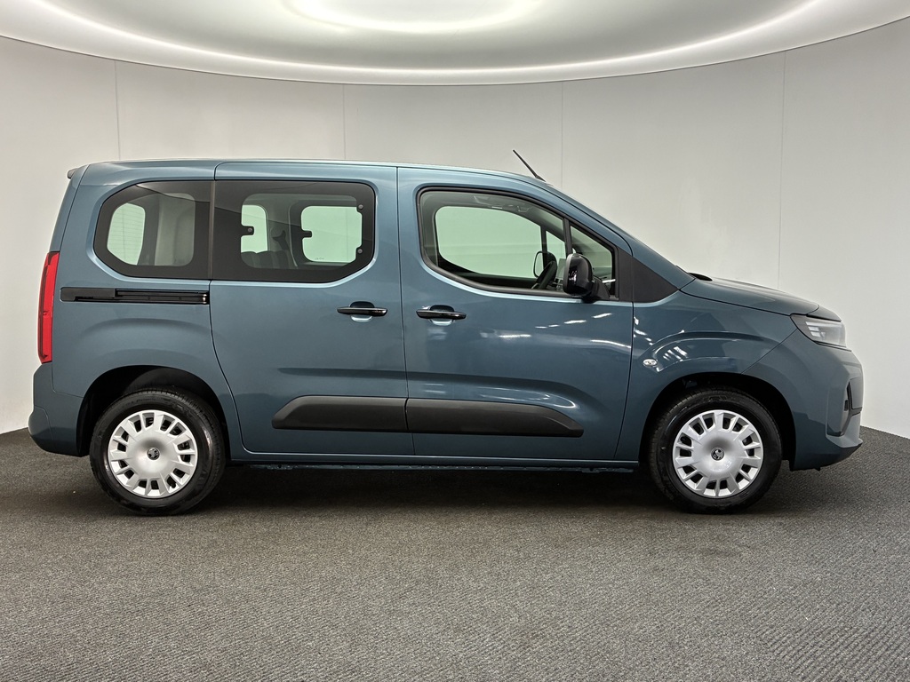 Vauxhall Combo Life 1.5 Turbo D Design Wav Black #8