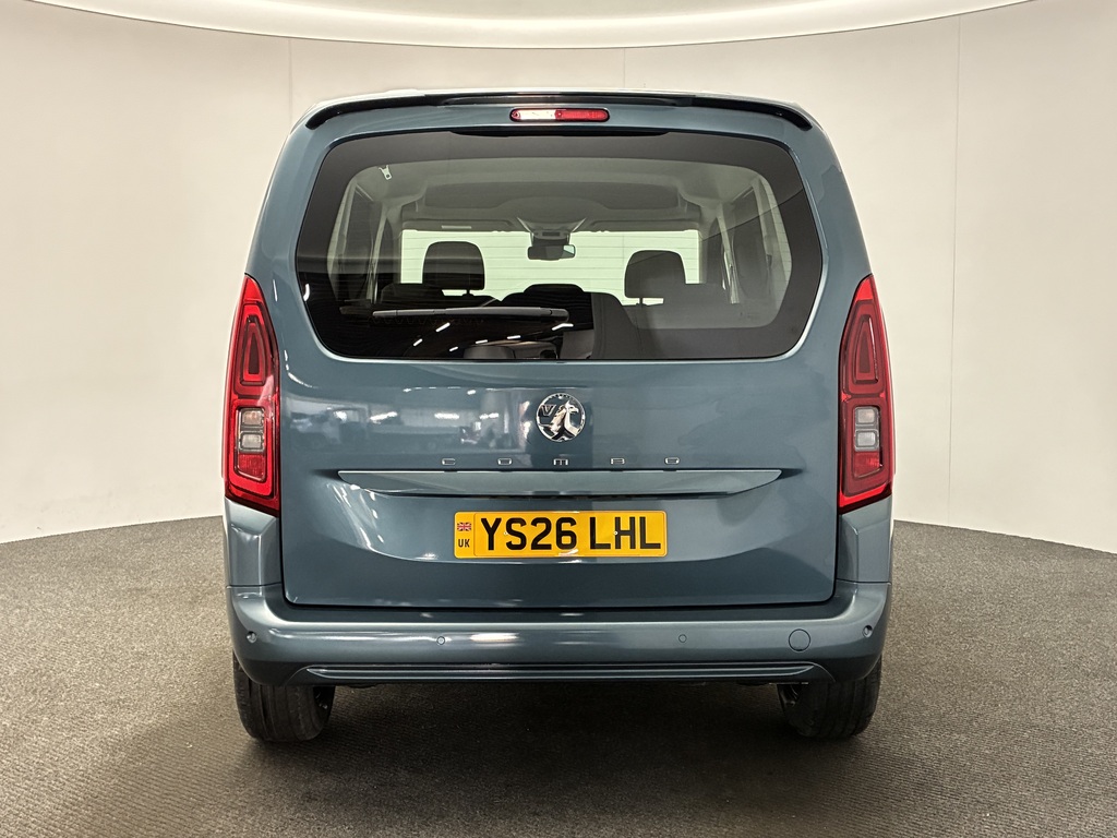 Vauxhall Combo Life 1.5 Turbo D Design Wav Black #6