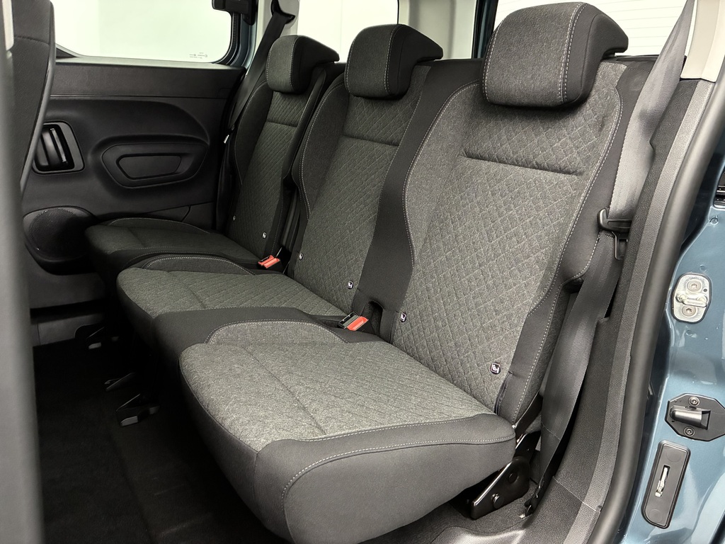 Vauxhall Combo Life 1.5 Turbo D Design Wav Black #15