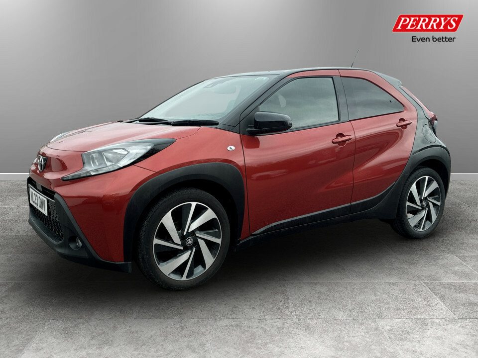 Toyota Aygo X 1.0 Vvt-i Edge NL23OMV Red #3