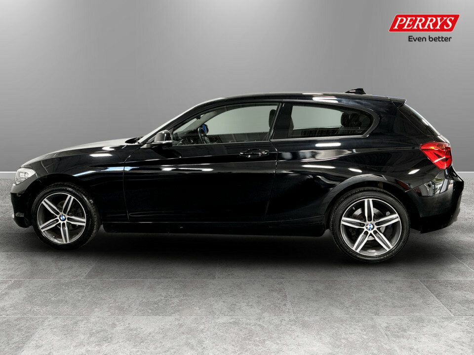 BMW 1 Series 118D Sport Navservotronic CJ19LKG Black #4