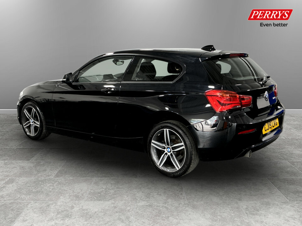 BMW 1 Series 118D Sport Navservotronic CJ19LKG Black #5