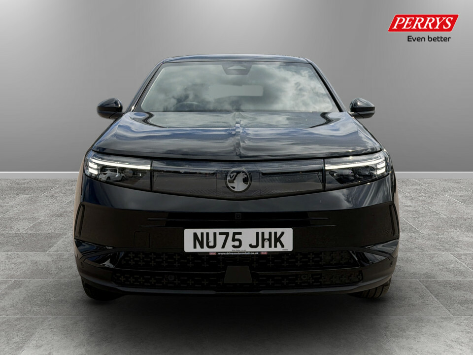 Vauxhall Grandland 1.2 Hybrid 136 Ultimate E-dct6 Pan Roof NU75JHK Black #2