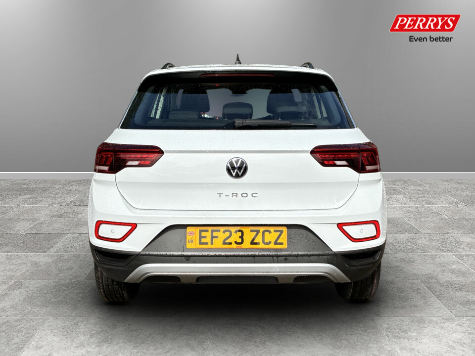Volkswagen T-Roc 1.5 Tsi Life EF23ZCZ White #6