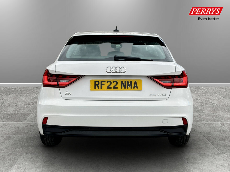 Audi A1 25 Tfsi Technik RF22NMA White #6