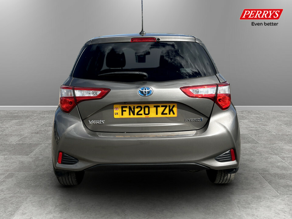 Toyota Yaris 1.5 Hybrid Y20 Cvt Bi-tone FN20TZK Brown #5