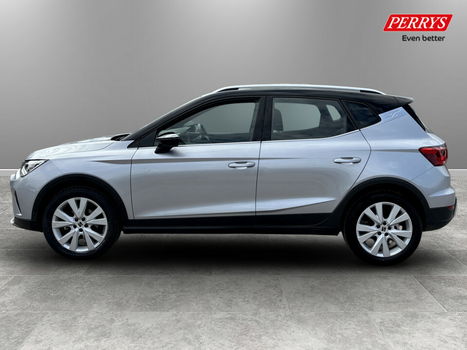 Seat Arona 1.0 Tsi 110 Xperience HY73LUH Silver #4