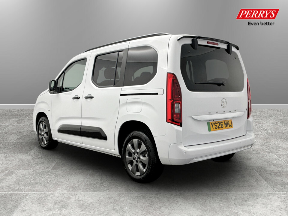 Vauxhall Combo-e Life 100Kw Ultimate 52Kwh White #5