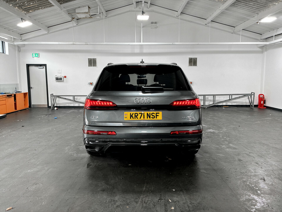 Audi Q7 55 Tfsi Quattro Black Edition Tiptronic KR71NSF Grey #6