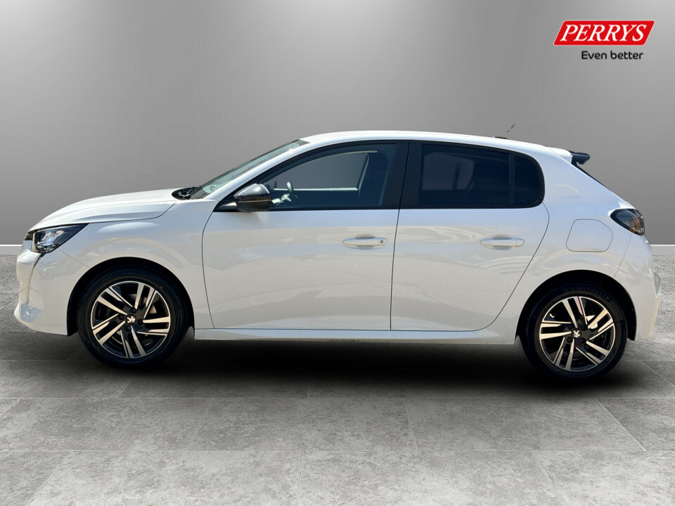 Peugeot 208 1.2 Puretech Active Premium KS23WPK White #4