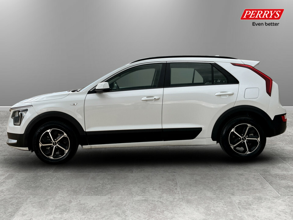 Kia Niro 1.6 Gdi 127 Hybrid 2 Nav Dct White #4