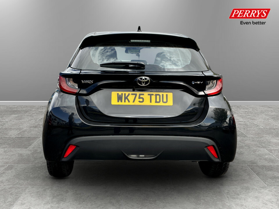 Toyota Yaris 1.5 Hybrid Icon Cvt WK75TDU Black #6