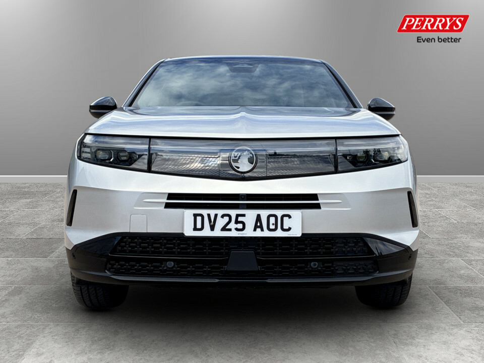 Vauxhall Grandland 1.2 Hybrid 136 Ultimate E-dct6 Pan Roof DV25AOC Grey #2