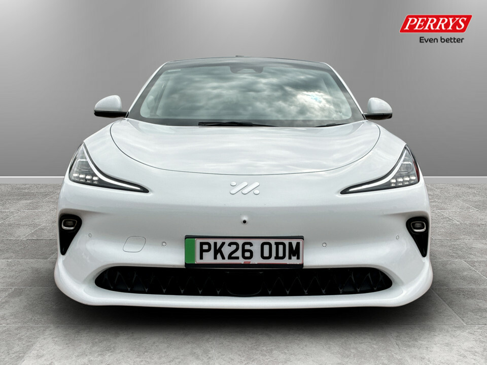 MG IM6 553Kw Launch Edition 100Kwh Awd White #2