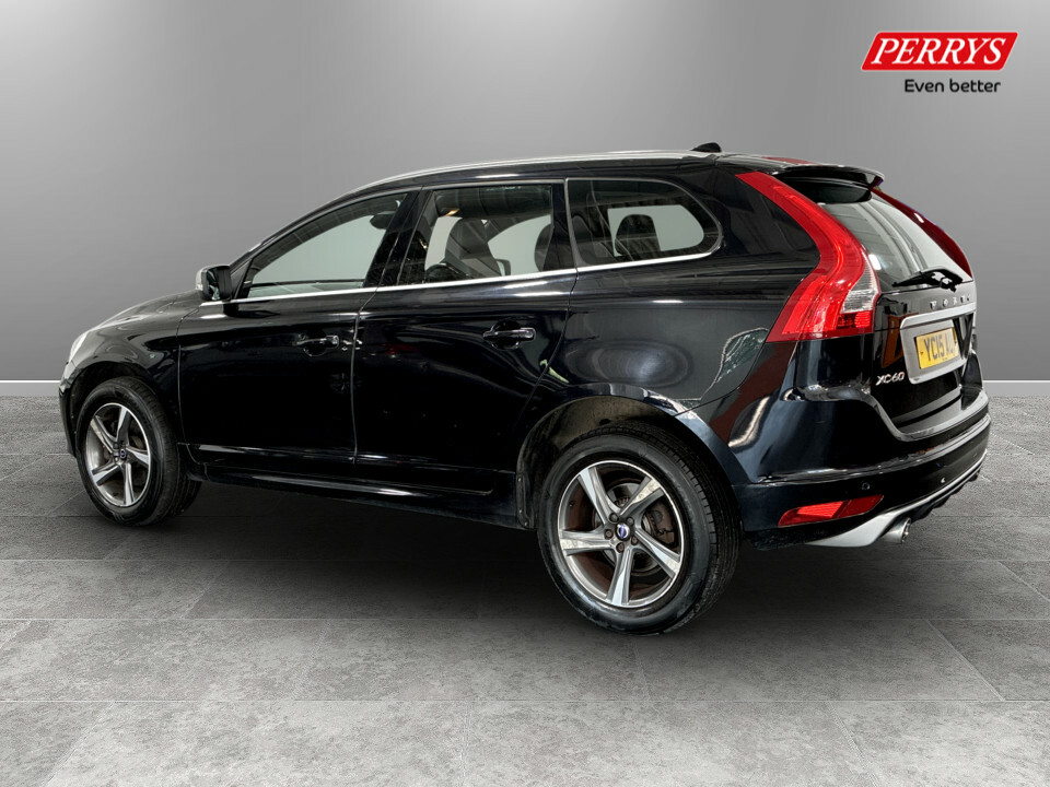 Volvo XC60 D4 181 R Design Lux Black #5