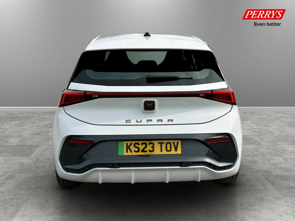 Cupra Born 150Kw V1 58Kwh KS23TOV White #6