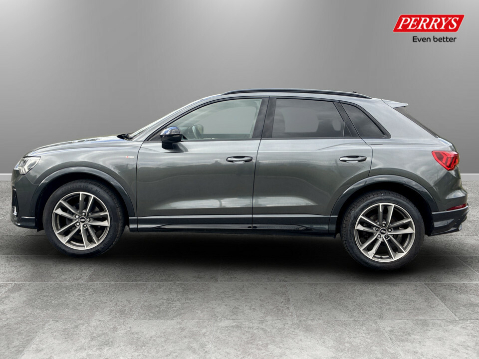 Audi Q3 35 Tfsi Black Edition SP21VMK Grey #4