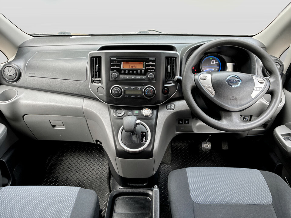 Nissan e-NV200 Panel Van White #14