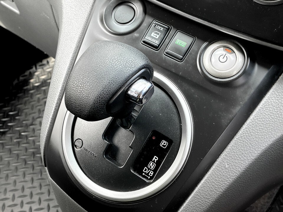Nissan e-NV200 Panel Van White #22