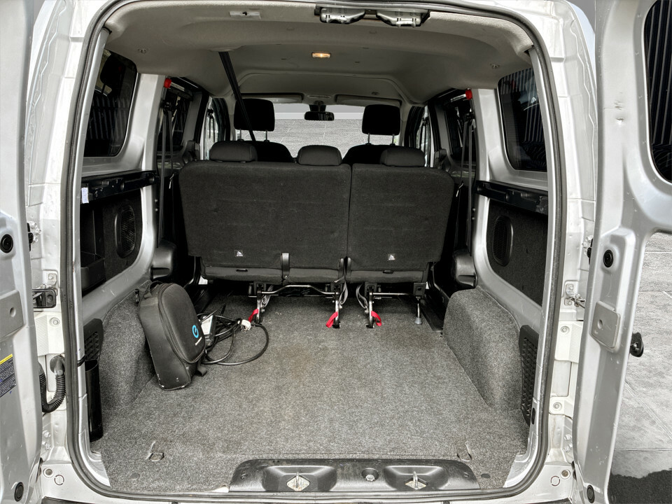 Nissan e-NV200 Panel Van White #11