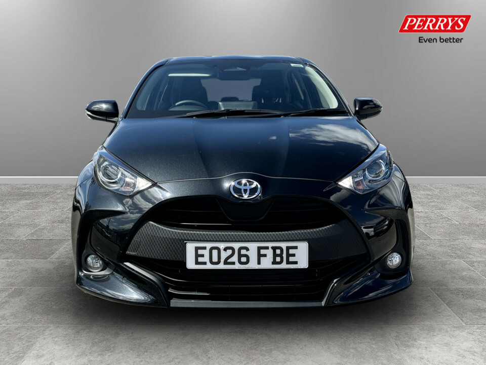 Toyota Yaris 1.5 Hybrid Icon Cvt EO26FBE Black #2