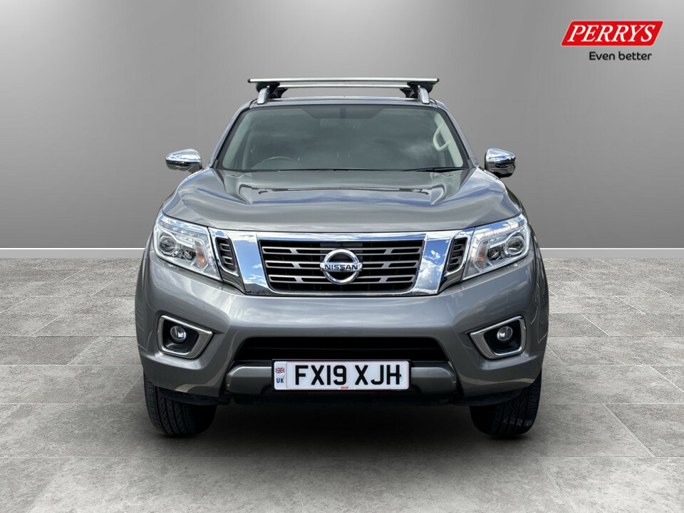 Nissan Navara Double Cab Pick Up Tekna 2.3Dci 190 4Wd Grey #2