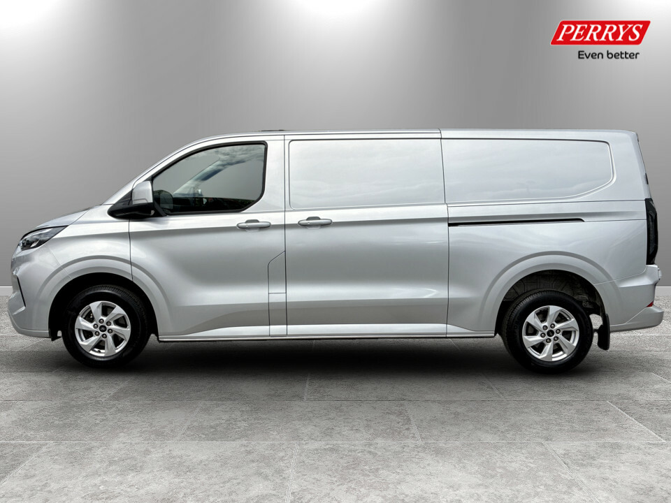 Ford Transit Custom 2.0 Ecoblue 136Ps H1 Van Limited WM24NHJ Silver #4
