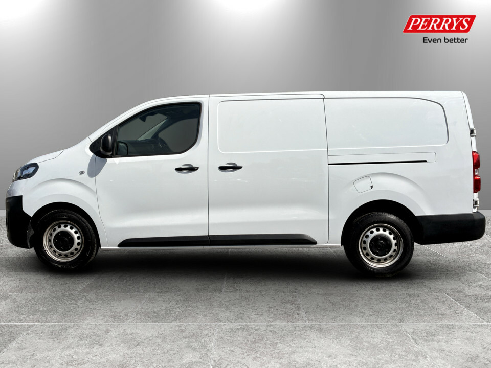 Vauxhall Vivaro 2900 1.5D 100Ps Dynamic H1 Van DP22GVR White #4