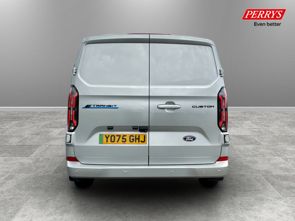 Ford Transit Custom E Custom 320 L2 Dciv Limited 65Kwh YO75GHJ Silver #6