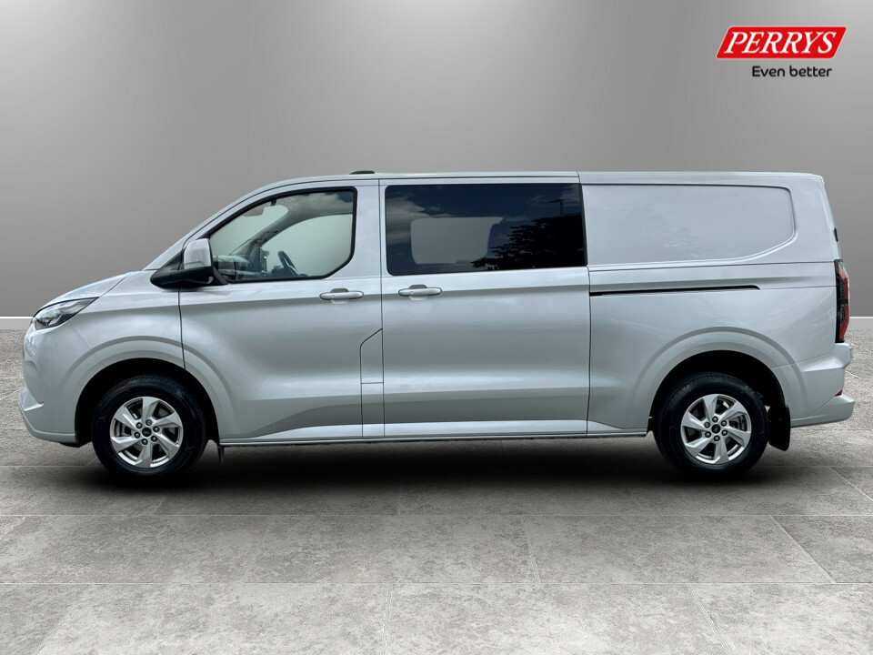 Ford Transit Custom E Custom 320 L2 Dciv Limited 65Kwh YO75GHJ Silver #4