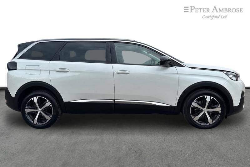 Peugeot 5008 1.2 Puretech Allure Eat8 - 2021 21 White #2