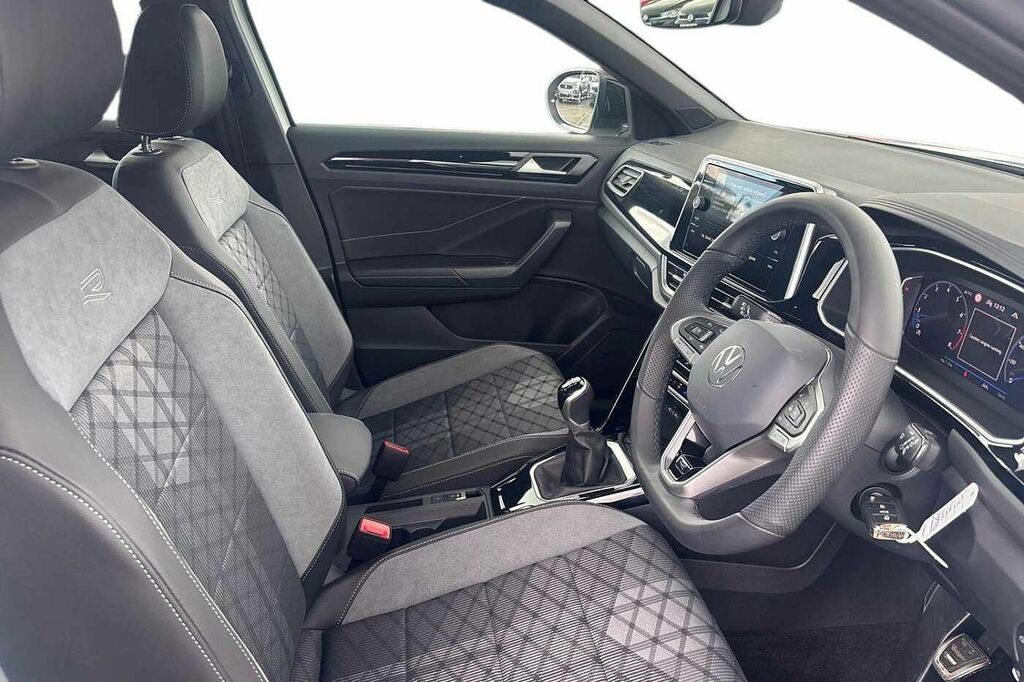 Volkswagen T-Roc 1.5 Tsi R-line HK75FDG White #6