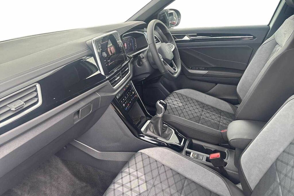 Volkswagen T-Roc 1.5 Tsi R-line HK75FDG White #2