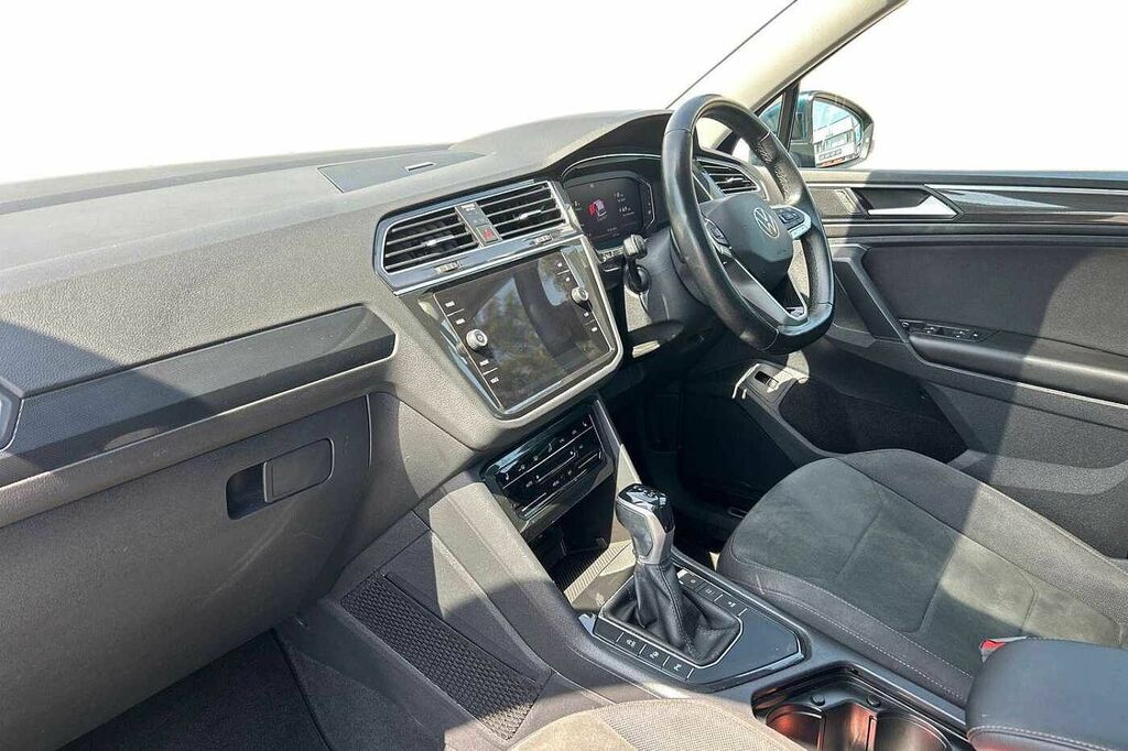 Volkswagen Tiguan 1.5 Tsi 150 Elegance Dsg YB70LVT Blue #2