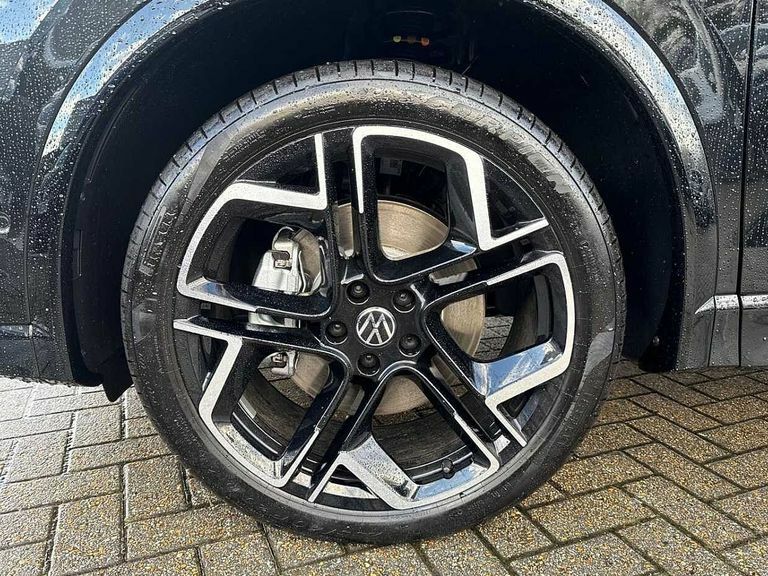Volkswagen Tiguan 1.5 Tsi 272 Ehybrid R-line Dsg Iq Lights D HT75AXZ Black #5