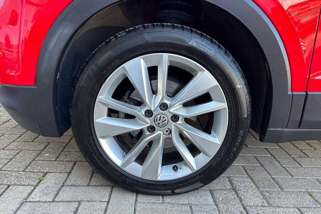 Volkswagen T-Cross 1.0 Tsi 110Ps Se Hatchback HV70NUE Red #5