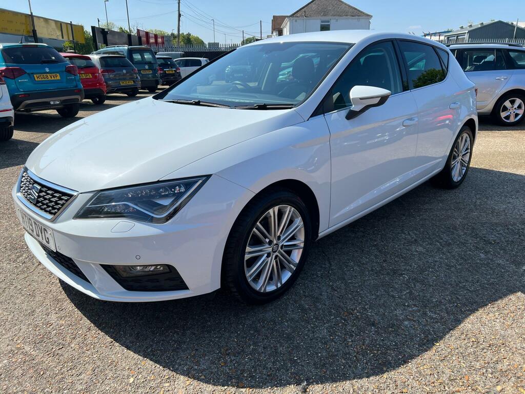 Seat Leon 1.5 Tsi Evo Xcellence Euro 6 Ss HT19DYG White #3