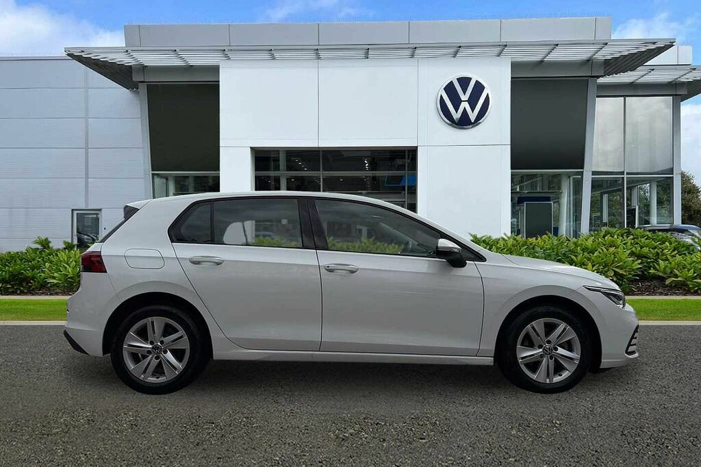 Volkswagen Golf 1.5 Tsi Life Winter Pack VN73ZXC White #4