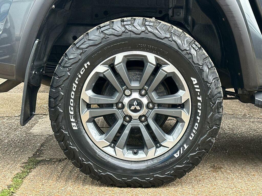 Mitsubishi L200 2.2 Di-d Dc Barbarian 4Wd Euro 6 Ss  #5