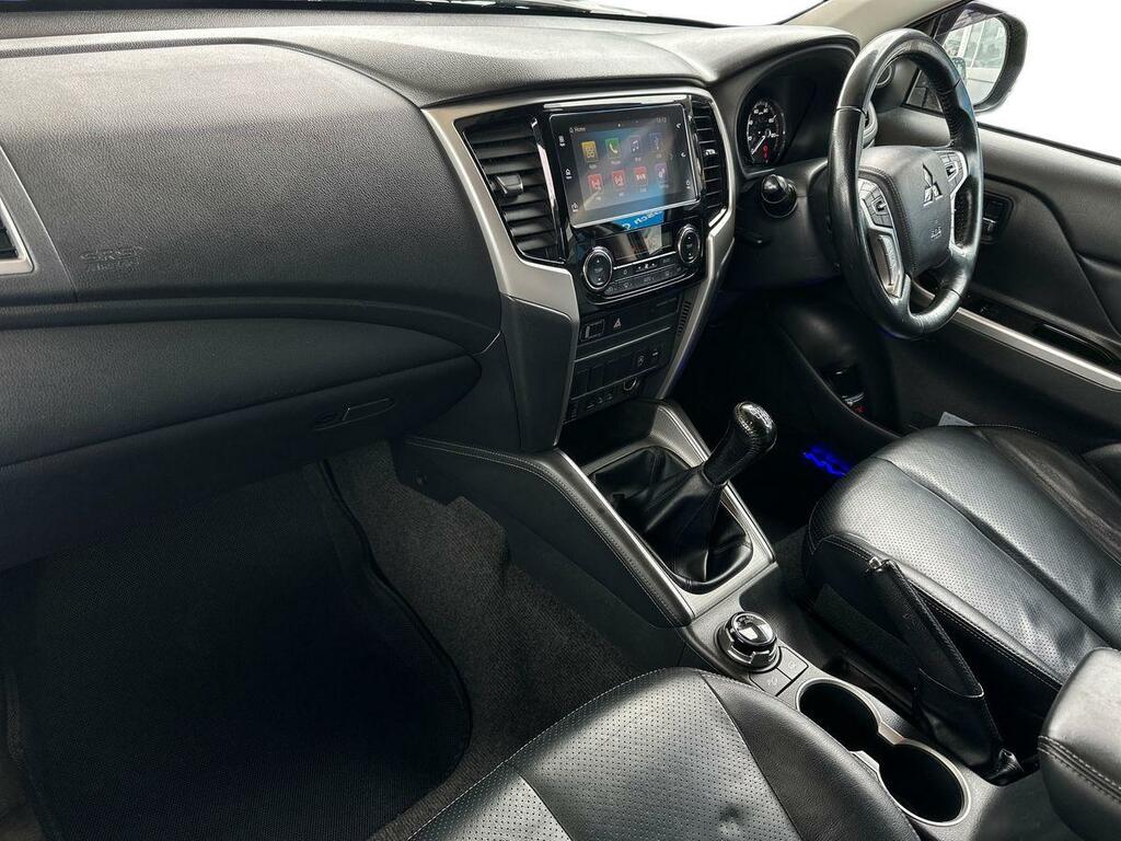 Mitsubishi L200 2.2 Di-d Dc Barbarian 4Wd Euro 6 Ss  #2