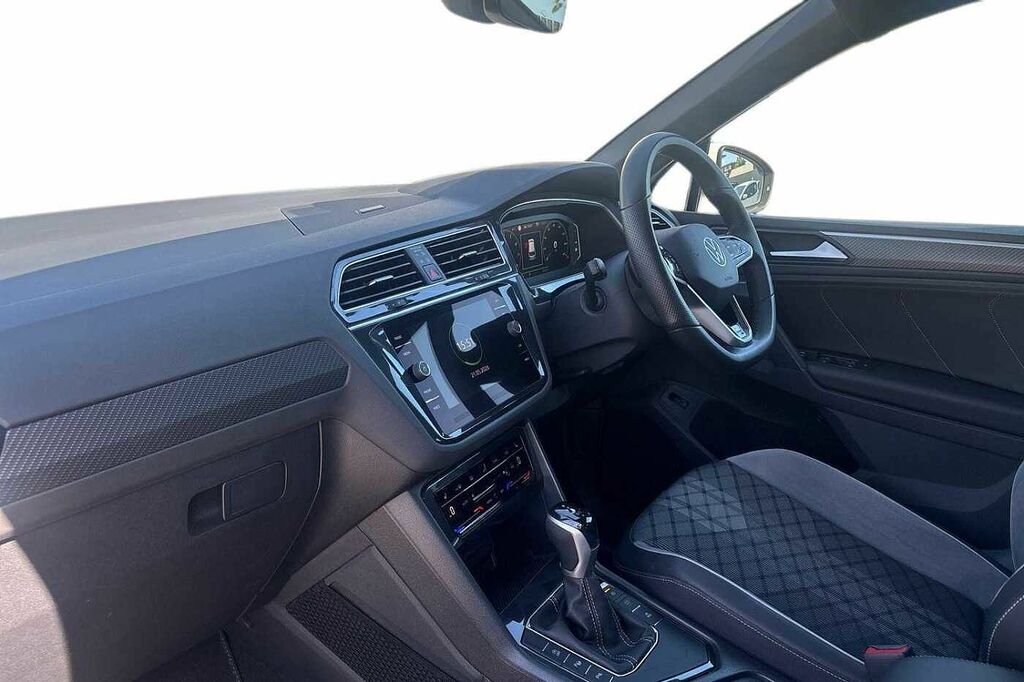 Volkswagen Tiguan 1.5 Tsi 150 R-line Dsg BF73POV White #2