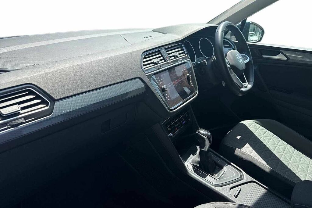 Volkswagen Tiguan 1.5 Tsi 150 Life Dsg 19 Victoria Falls Allo HV72VEU Blue #2