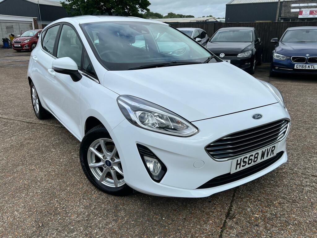 Ford Fiesta 1.1 Ti-vct Zetec Euro 6 Ss White