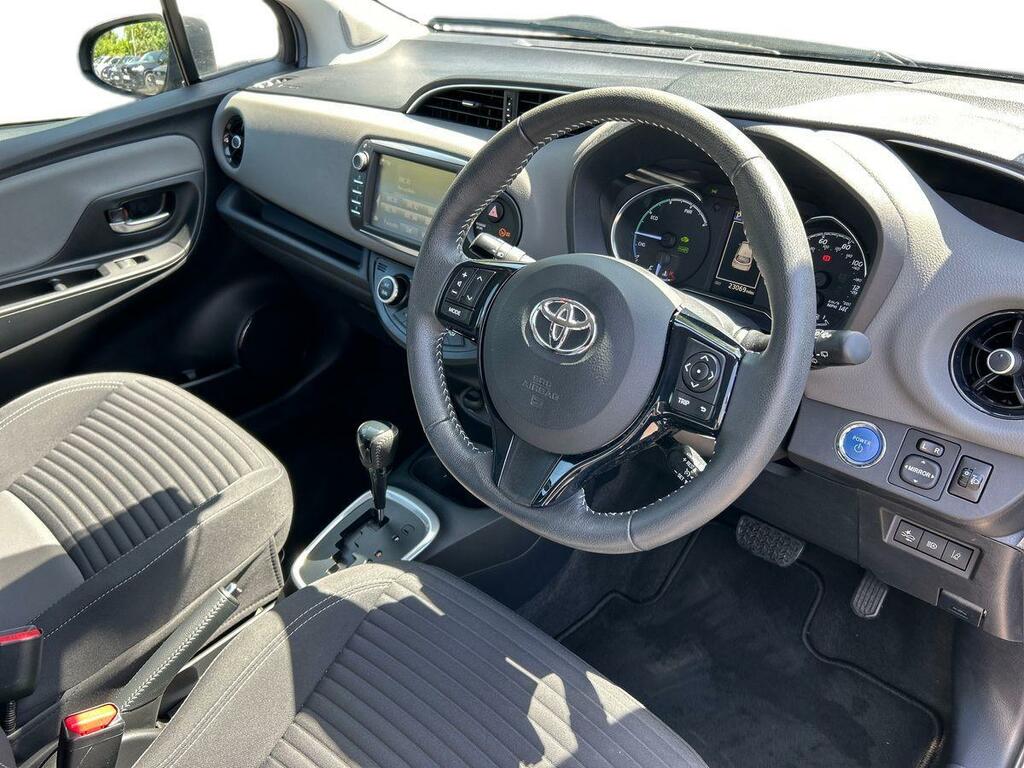 Toyota Yaris 1.5 Vvt-h Icon Tech E-cvt Euro 6 Ss HN68FVZ  #6