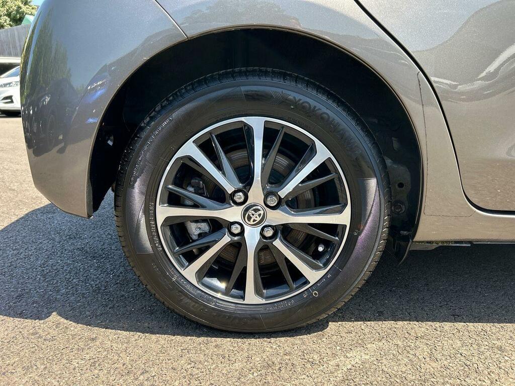 Toyota Yaris 1.5 Vvt-h Icon Tech E-cvt Euro 6 Ss HN68FVZ  #5