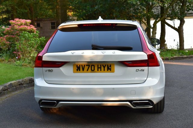 Volvo V90 2.0 D4 R-design Plus Estate Euro 6 White #4