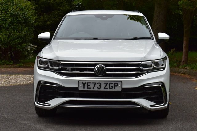 Volkswagen Tiguan 1.5 Tsi R-line Edition Suv Dsg Euro 6 YE73ZGP White #3