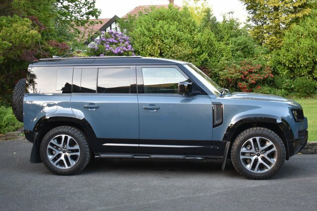 Land Rover Defender 3.0 D300 Mhev X-dynamic Hse Suv 4W Blue #2
